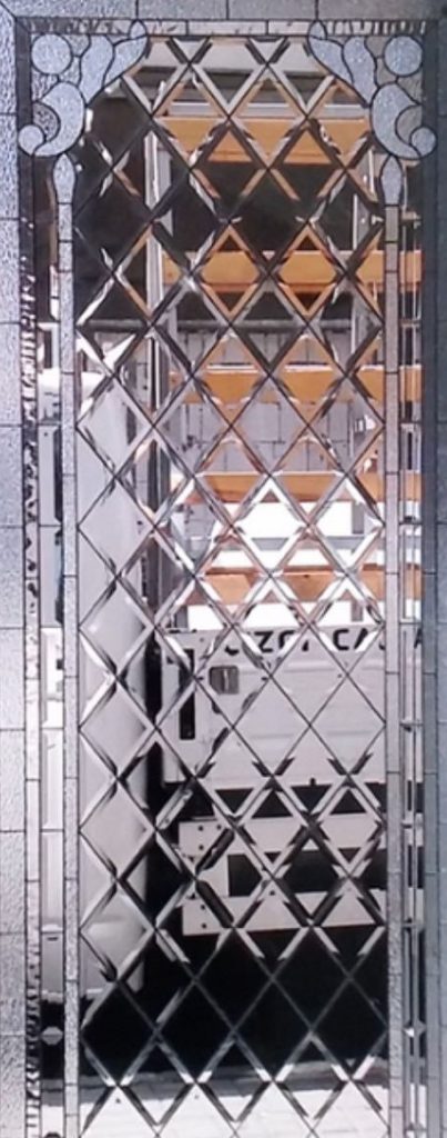 BİZOTE CAM İÇ KAPI